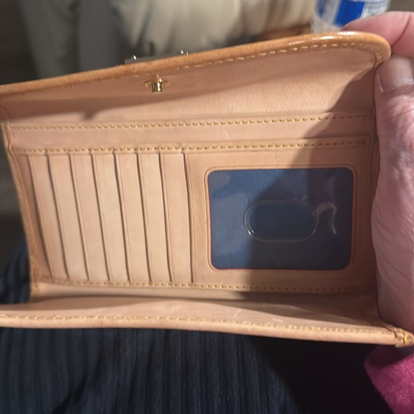 Dooney &Bourke Wallet - Picture 2 of 2